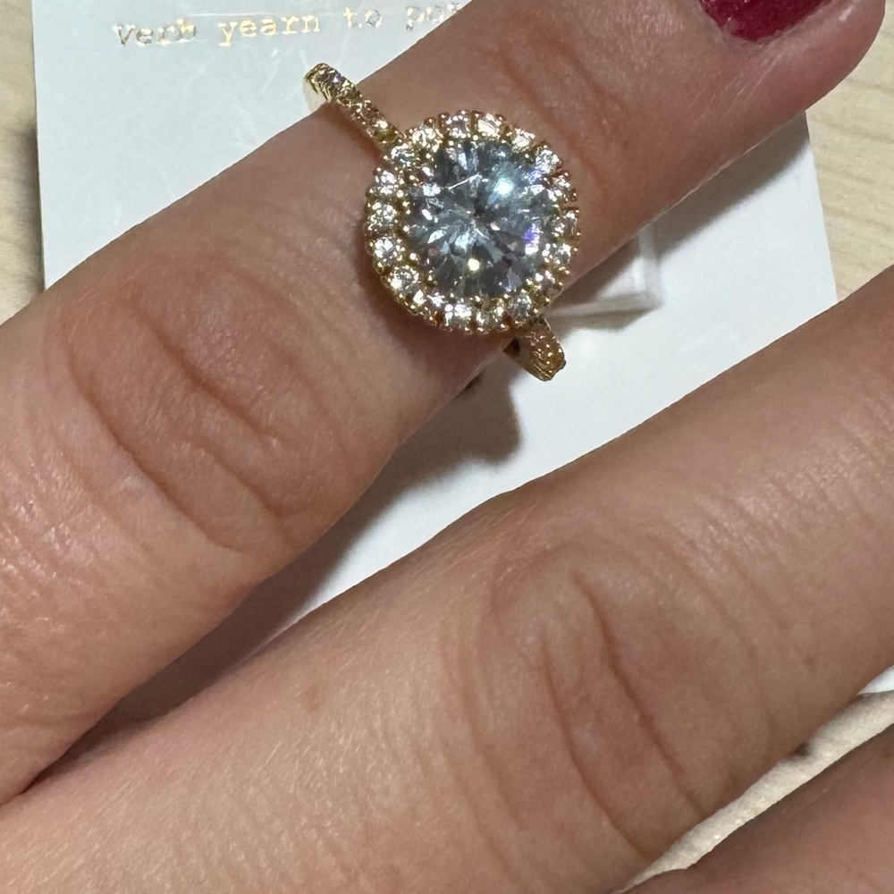Covet ring pave NEW size 8 faux gold genuine cz